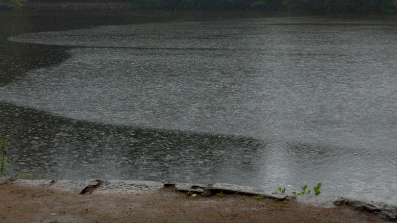 frankfurt lake rainstorm